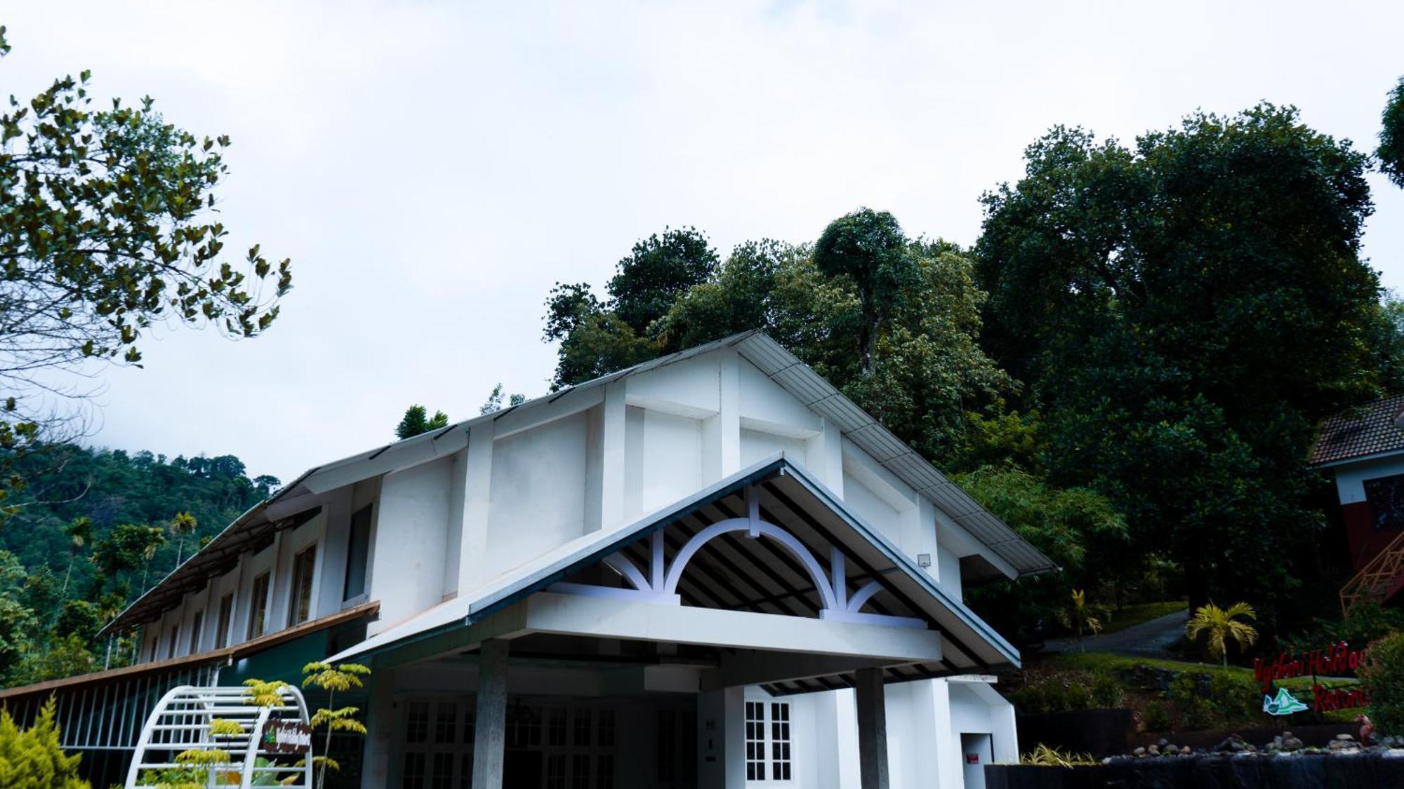 Vythiri Holiday Resort, Wayanad Exterior photo