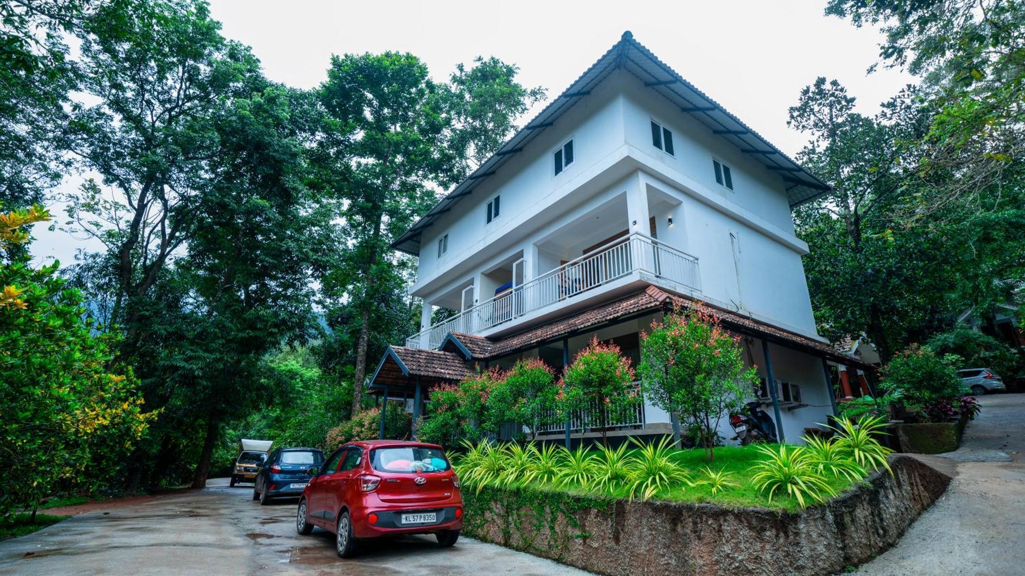 Vythiri Holiday Resort, Wayanad Exterior photo