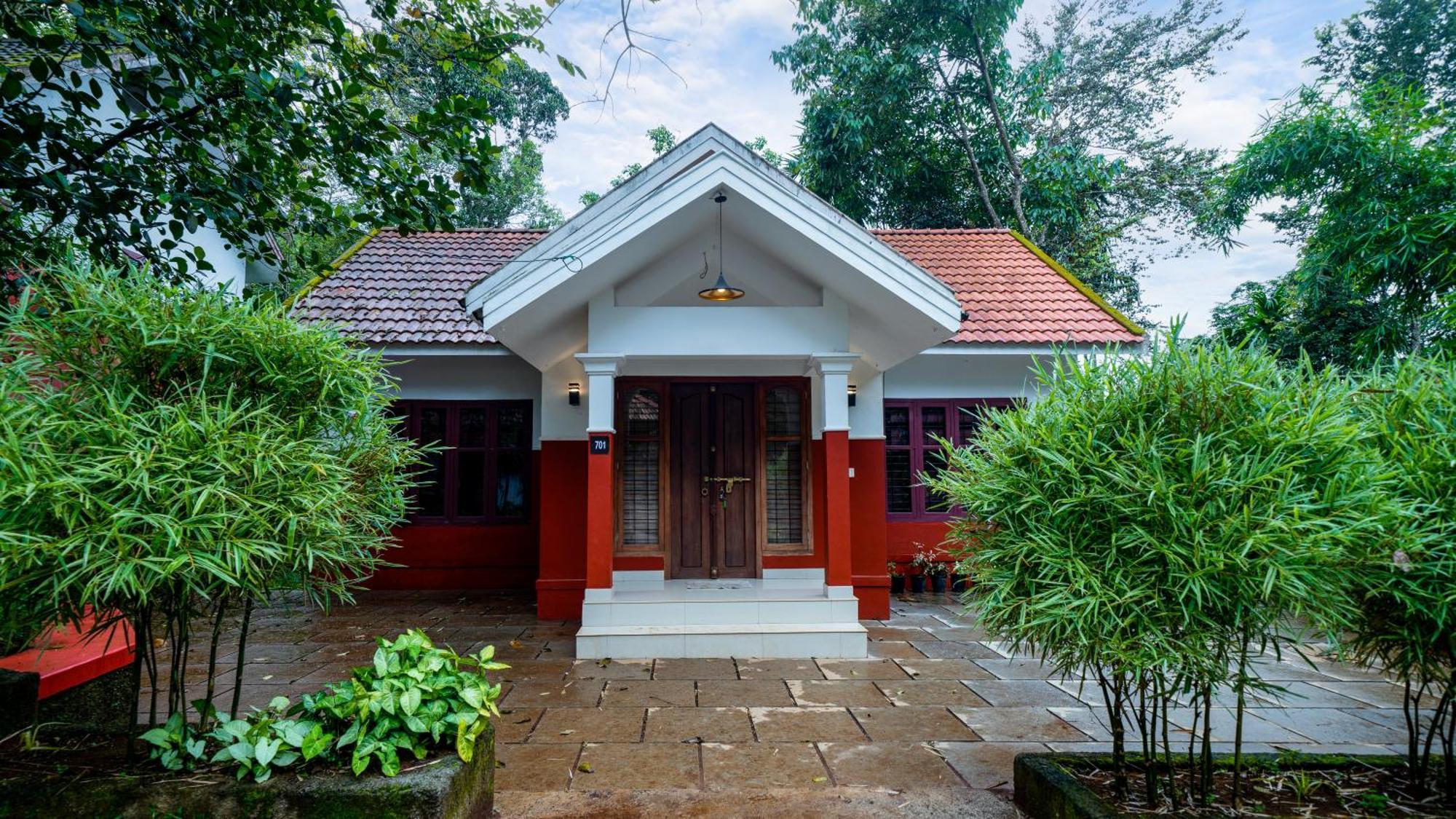 Vythiri Holiday Resort, Wayanad Exterior photo