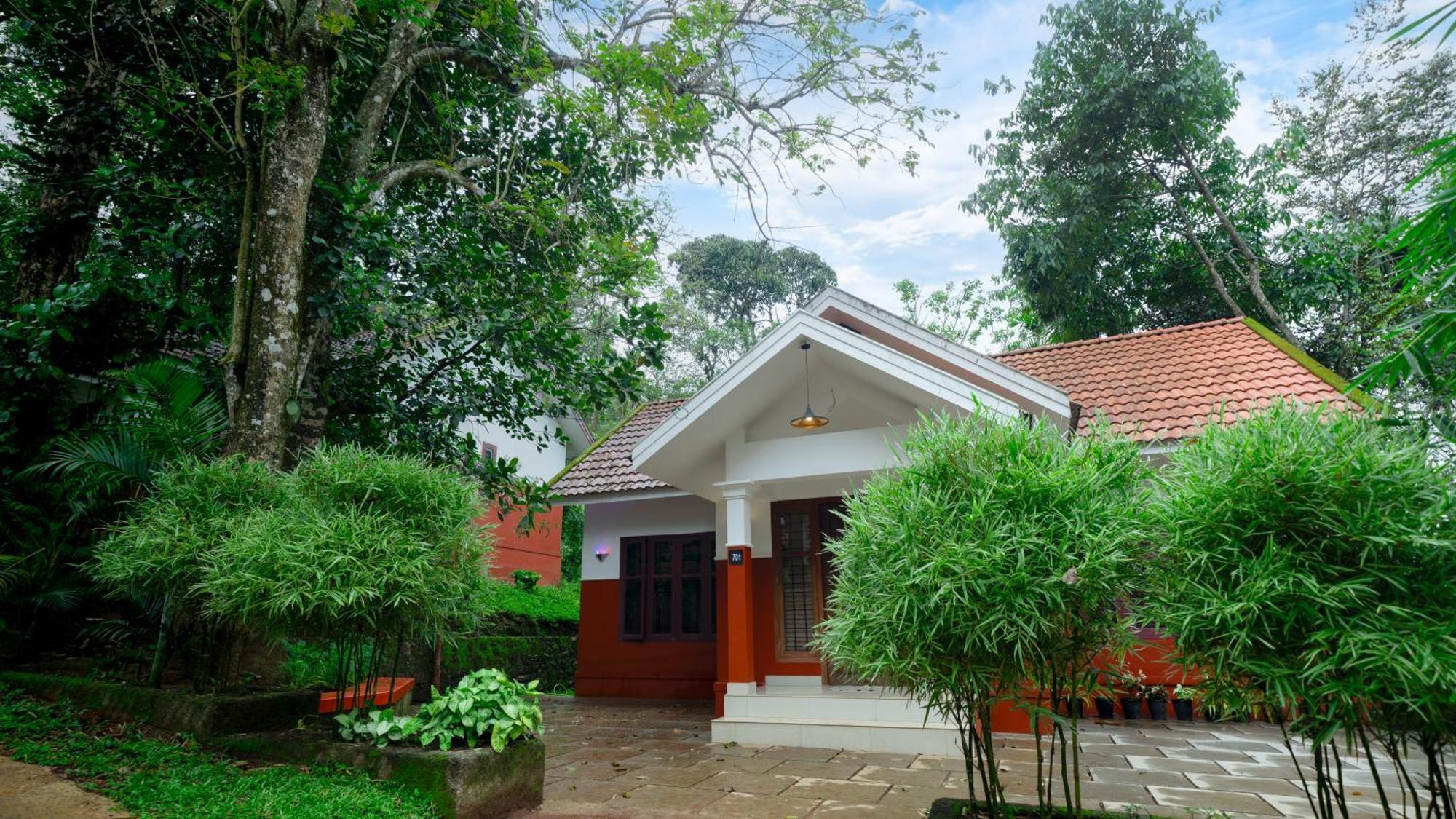 Vythiri Holiday Resort, Wayanad Exterior photo