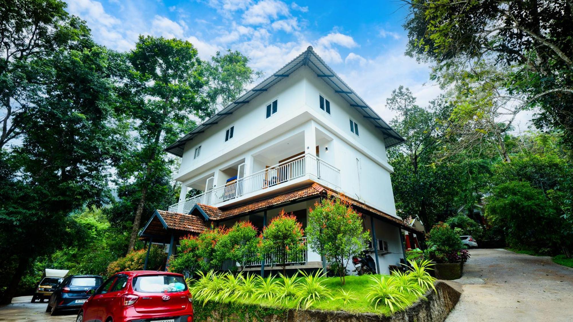 Vythiri Holiday Resort, Wayanad Exterior photo