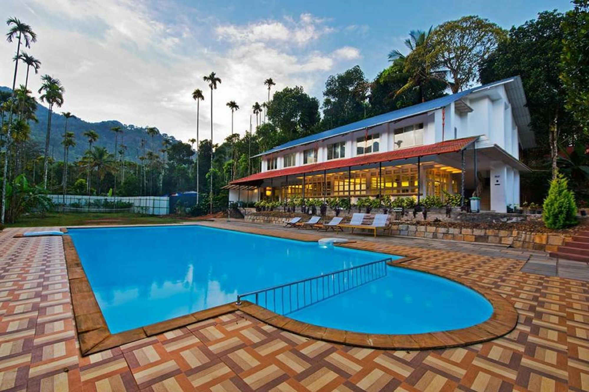 Vythiri Holiday Resort, Wayanad Exterior photo